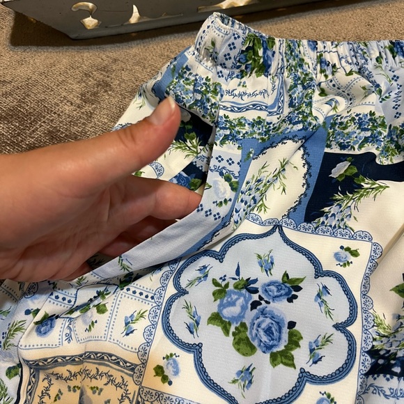 Abercrombie & Fitch Blue Patterned Maxi Skirt - Size Medium Petite - Picture 5 of 6